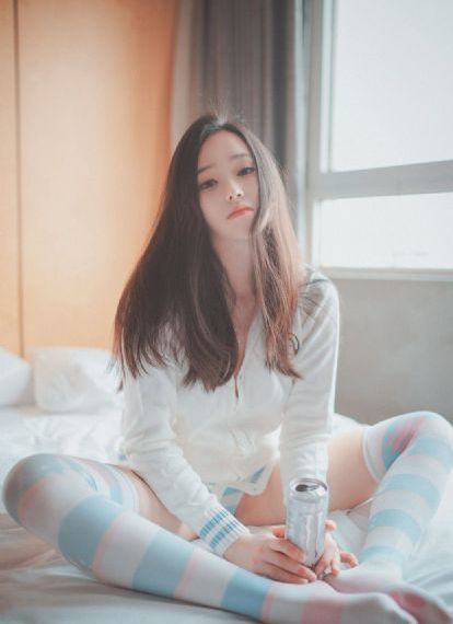 在线播放免费人成毛片软件_DVD手机免费观看完整